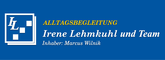 Logo der Alltagsbegleitung „Irene Lehmkuhl und Team“ auf blauem Hintergrund mit gelber und weißer Schrift; links ein grafisches Symbol mit den Buchstaben „IL“ und vier weißen Quadraten. Darunter steht: „Inhaber: Marcus Wilnik“.